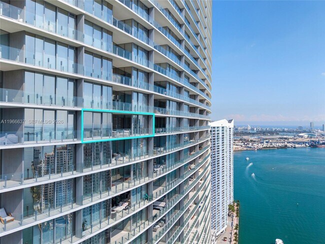 Building Photo - 300 Biscayne Blvd Way