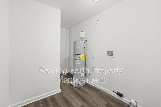 Building Photo - 2129 13th St N