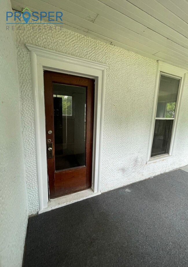 Building Photo - 1236 S Farwell St