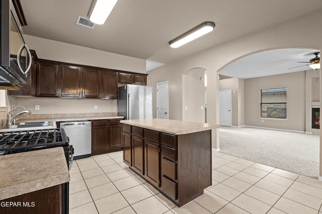 Building Photo - 14417 Delta Point Ct