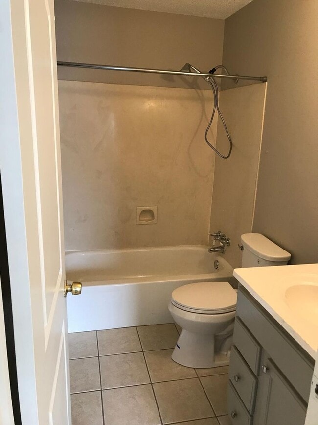 Building Photo - 4376 Stumburg Ln