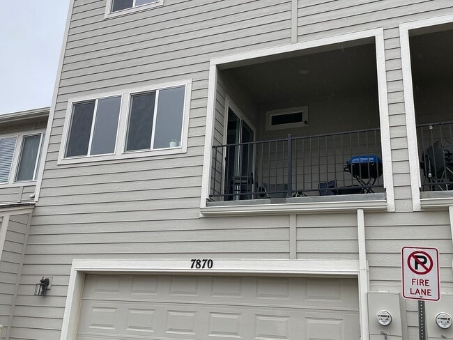 Building Photo - 7870 Bone Crk Pt