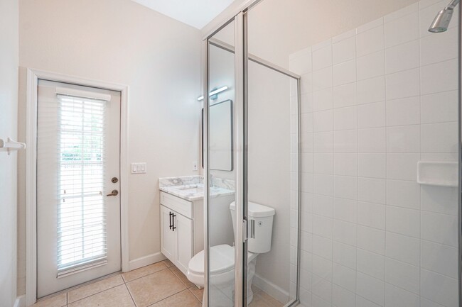Building Photo - Spacious 4-Bed Home in Magnolia Plantation...