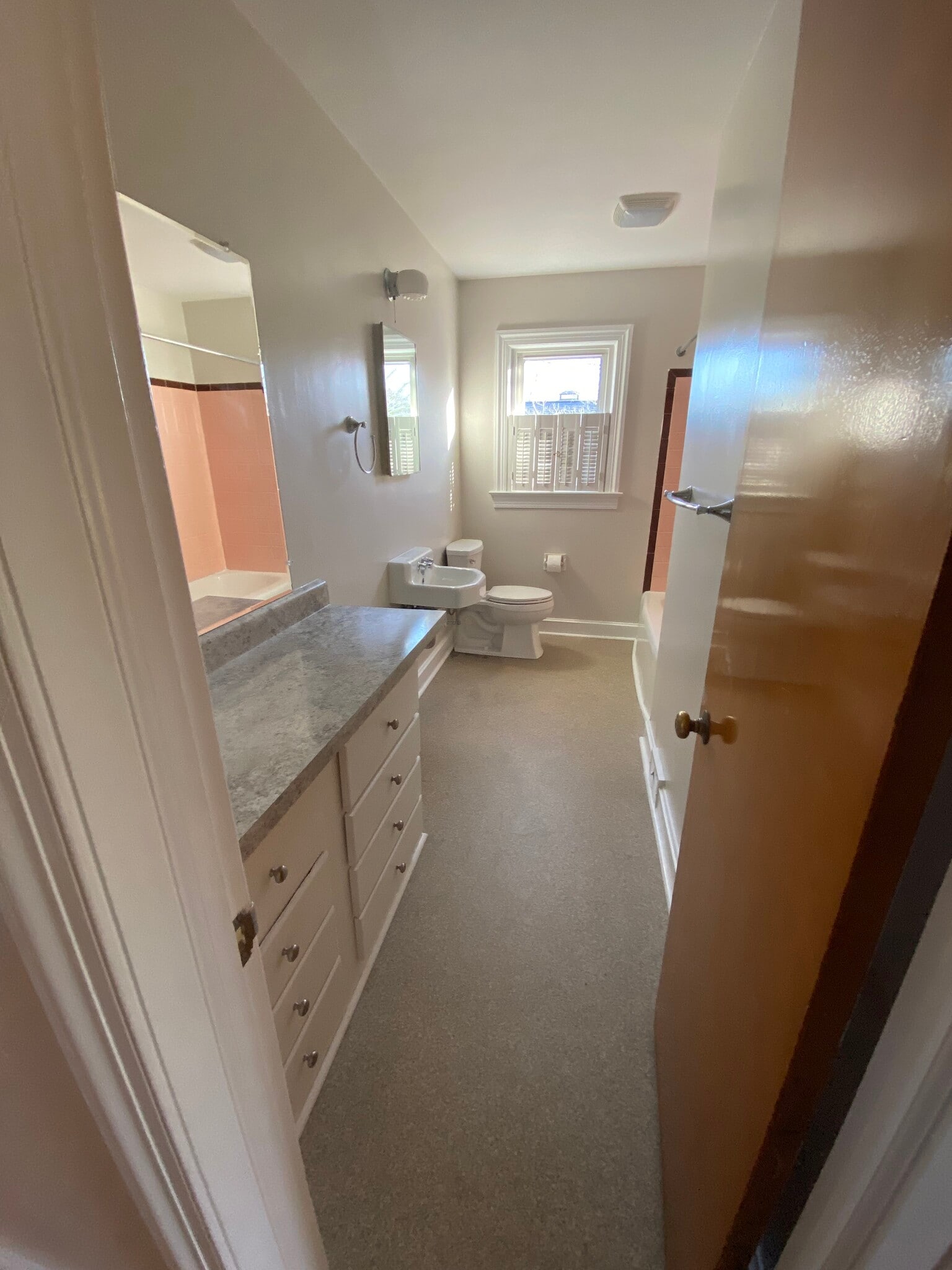 Bathroom - 236 Burkewood Dr