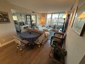 Building Photo - 1700 17th St NW