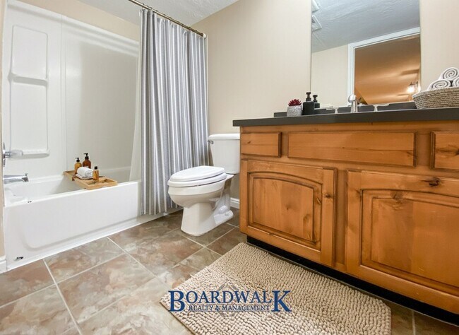 Building Photo - Stunning Draper Home with Finished Basement & Backyard Retreat