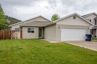 Building Photo - 1900 Teal Dr