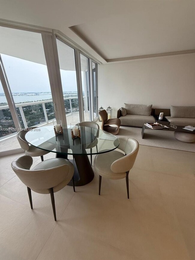 Building Photo - 4775 Collins Ave
