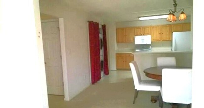 Building Photo - 2 bedroom/2 bathroom- Westgate at Williamsburg