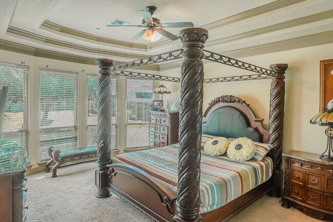Building Photo - 5919 Dewdrop Ln