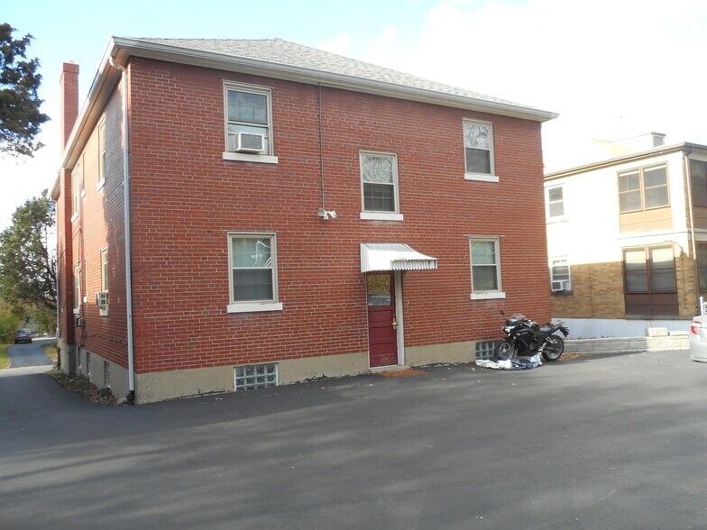 Building Photo - 2812 Digby Ave
