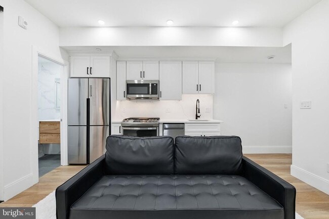 Building Photo - 1714 Euclid St NW