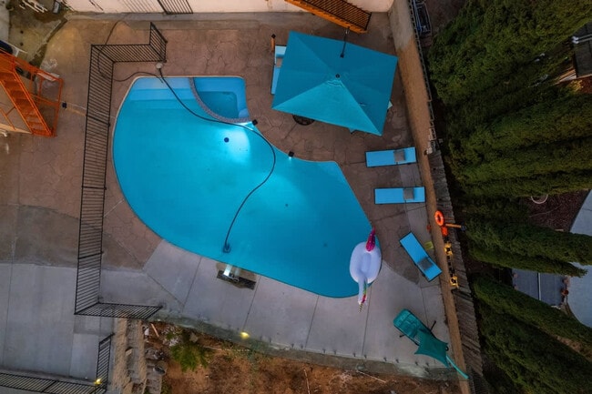 Building Photo - 1853 Penasco Rd