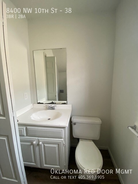 Building Photo - 3 bedroom 1.5 bathroom