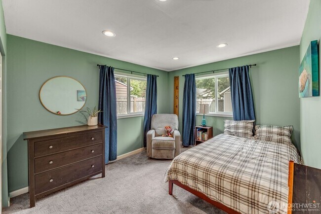 Building Photo - 3Bd/2Ba Lynnwood House