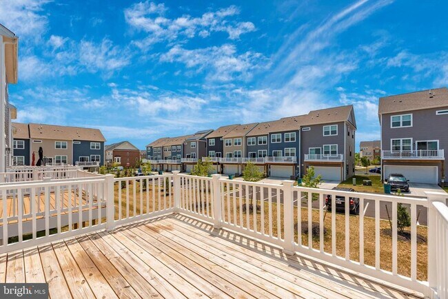 Building Photo - 5050 MacDonough Pl