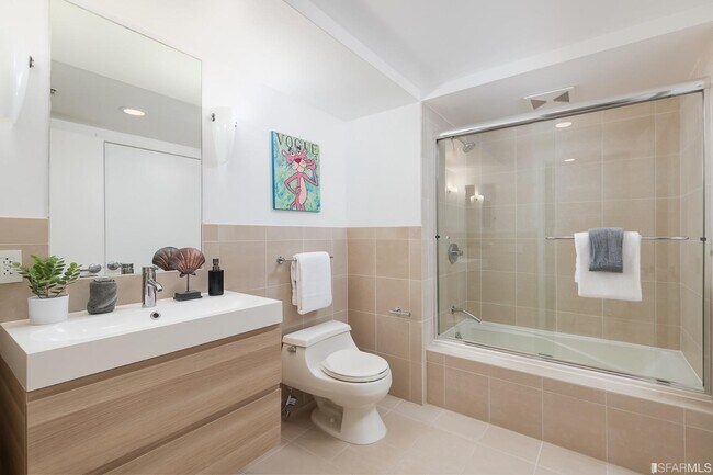 Building Photo - 200 Brannan St