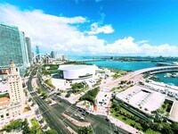 Building Photo - 398 NE 5th St