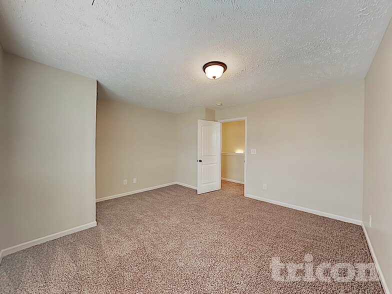 Building Photo - 1257 Morstead Dr