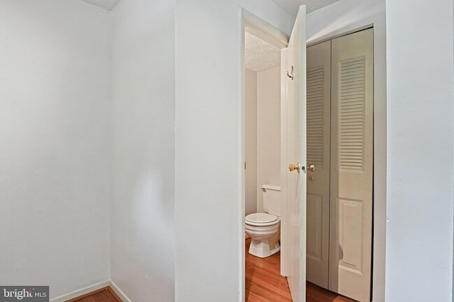 Building Photo - 1646 Barnstead Dr
