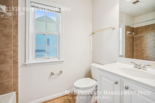 Building Photo - 11918 Hayes Station Way