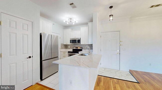 Building Photo - 1591 Spring Gate Dr.