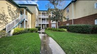 Building Photo - 10110 Winsford Oak Blvd