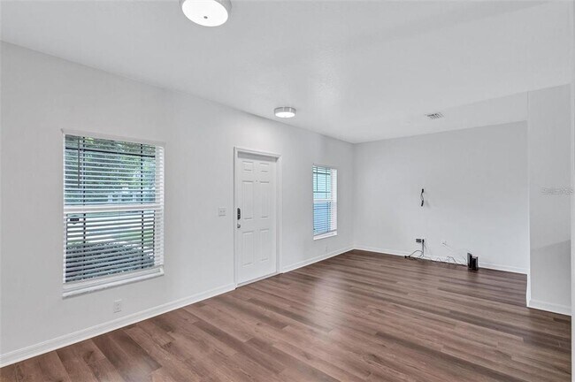 Building Photo - 14952 Amberjack Terrace