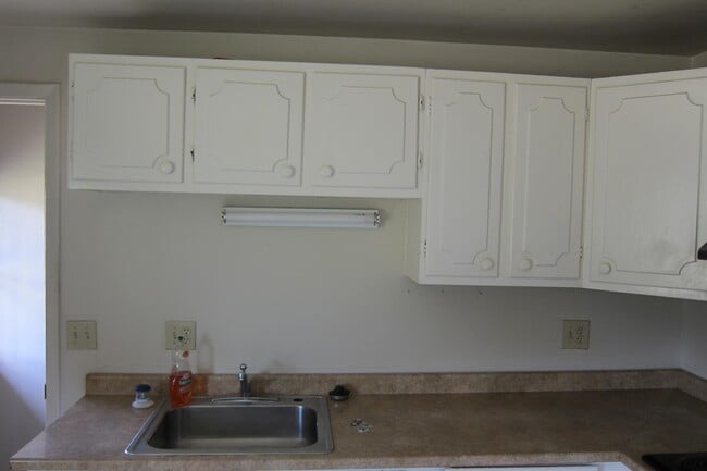 Building Photo - 16311 W 14th Ave