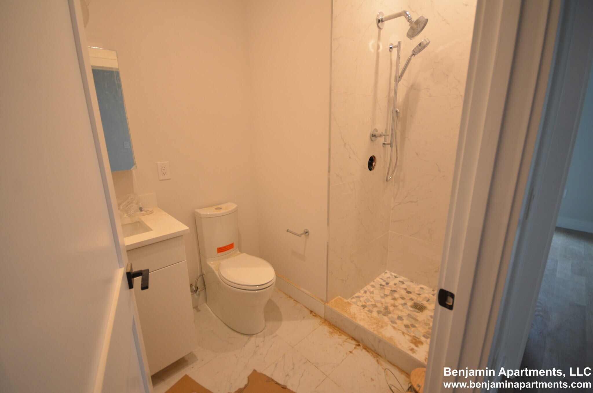 Building Photo - 16-18 Highgate St. Unit 102