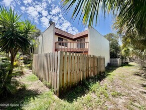 Building Photo - 8787 Live Oak Ct