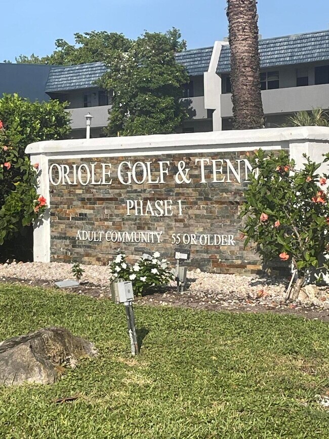 Primary Photo - 7827 Golf Cir Dr