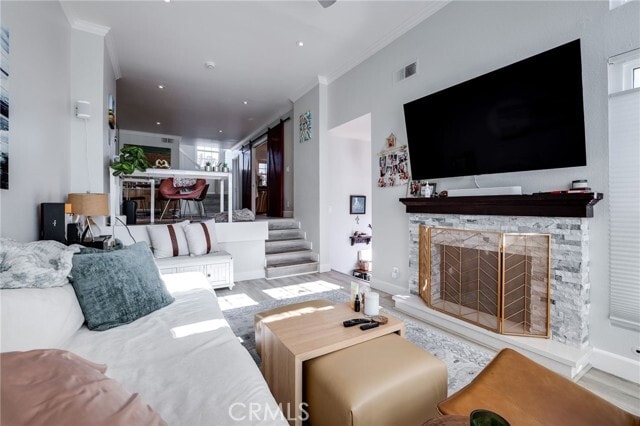 Building Photo - 884 Halyard