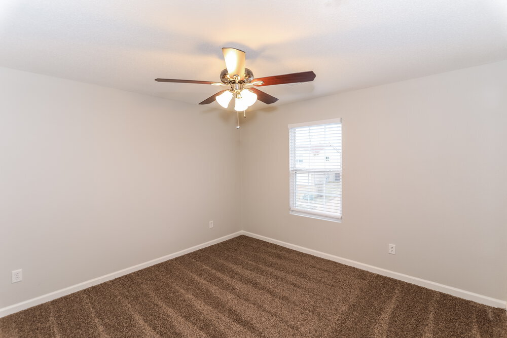 Building Photo - 9999 Chariden Dr