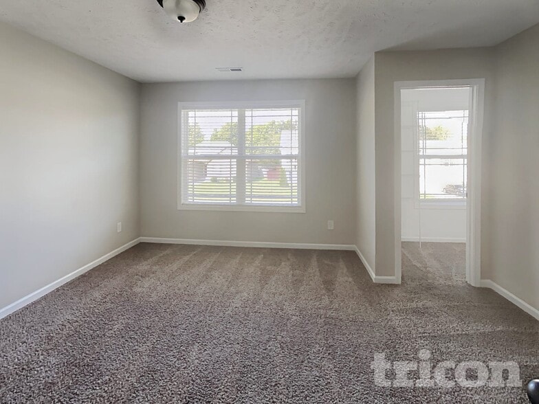 Building Photo - 1257 Morstead Dr