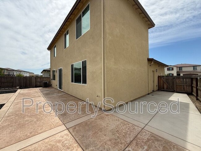 Building Photo - 2957 Mokelumne Ct