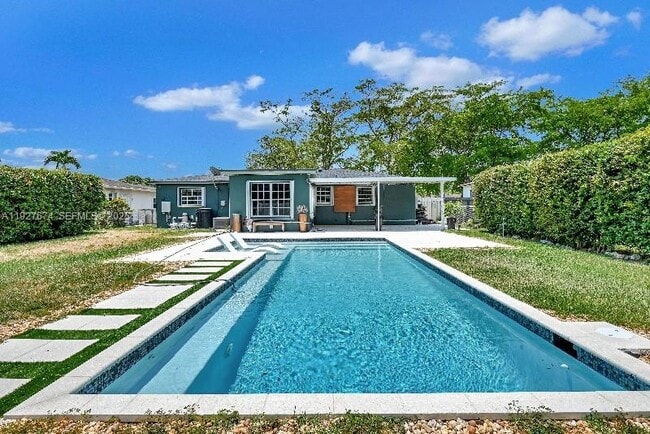 Building Photo - 5713 Jefferson St