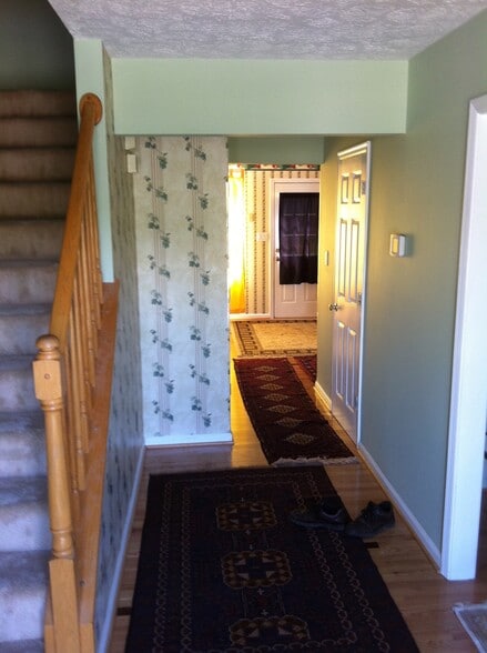 Hall - 3203 Trellis Ln