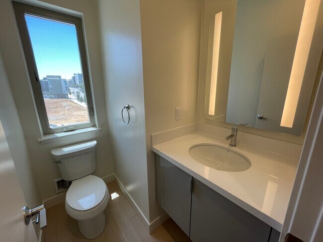 Half Bath - 572 Hudson Ave