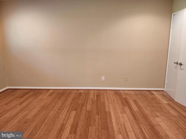 Building Photo - 7723 Donnybrook Ct