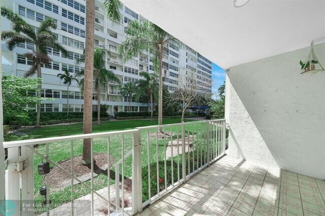 Building Photo - 1170 N Federal Hwy