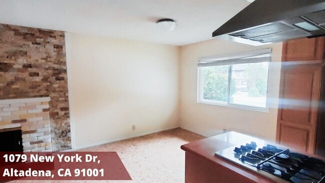 Building Photo - 1079 New York Dr
