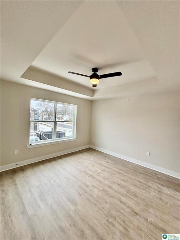 Building Photo - 1411 Greenview Dr