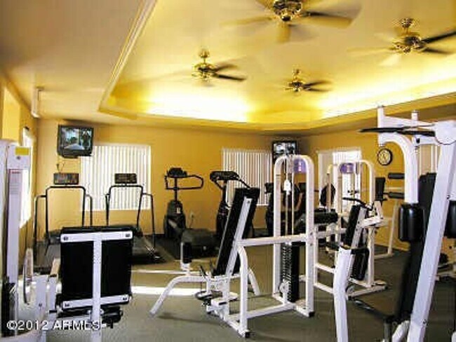 Building Photo - Premium Luxury 2 Bed 2 Bath condo with nicel view!!