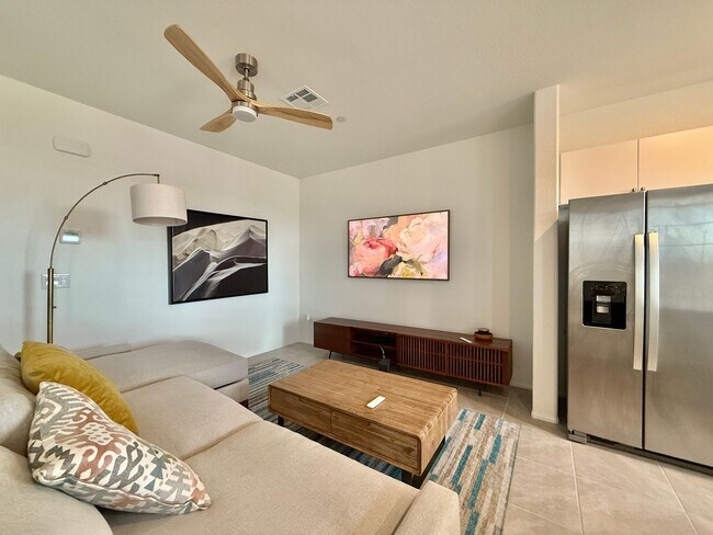 Building Photo - Beautiful 3bd/3bath home