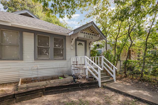 Primary Photo - 2112 McMillan Ave