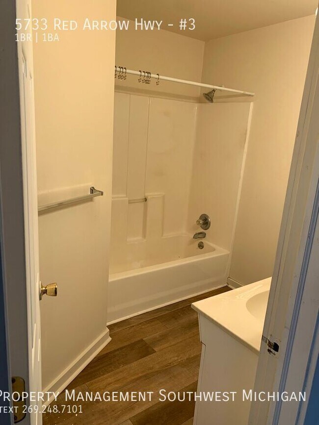 Building Photo - 5733 Red Arrow Hwy