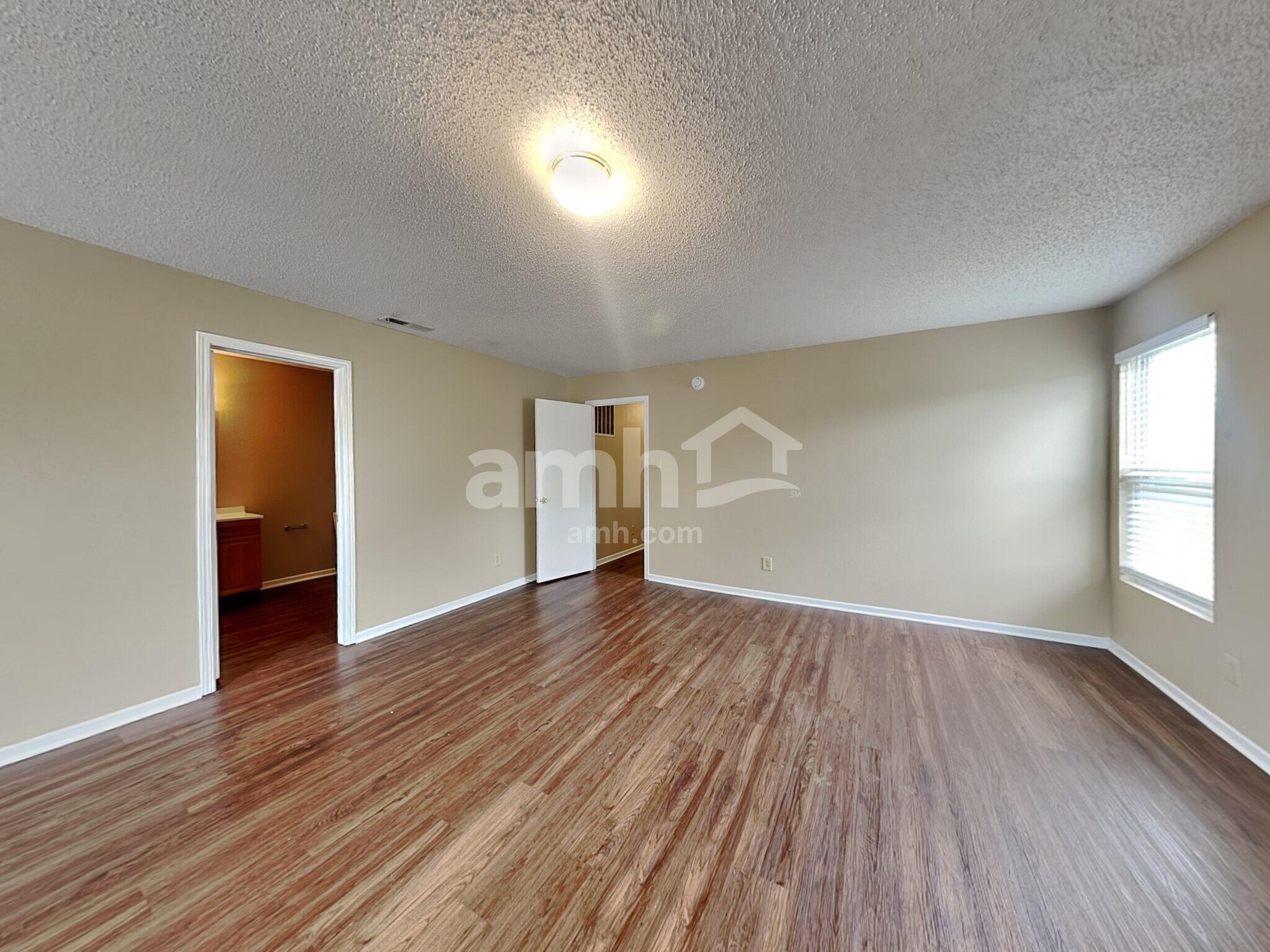 Building Photo - 14438 Banister Dr