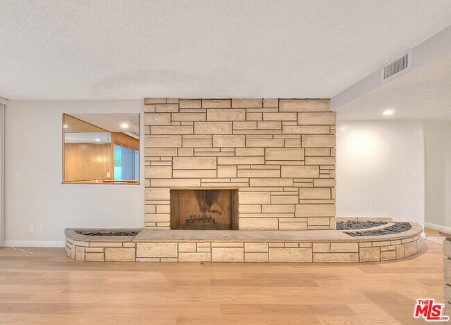 Building Photo - 4509 Don Miguel Dr