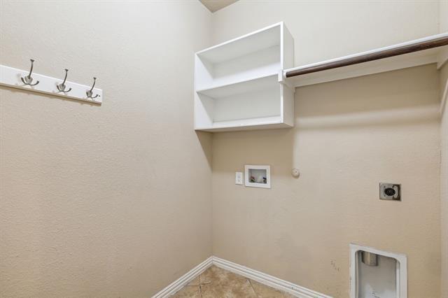 Building Photo - 1305 Hudson Lane